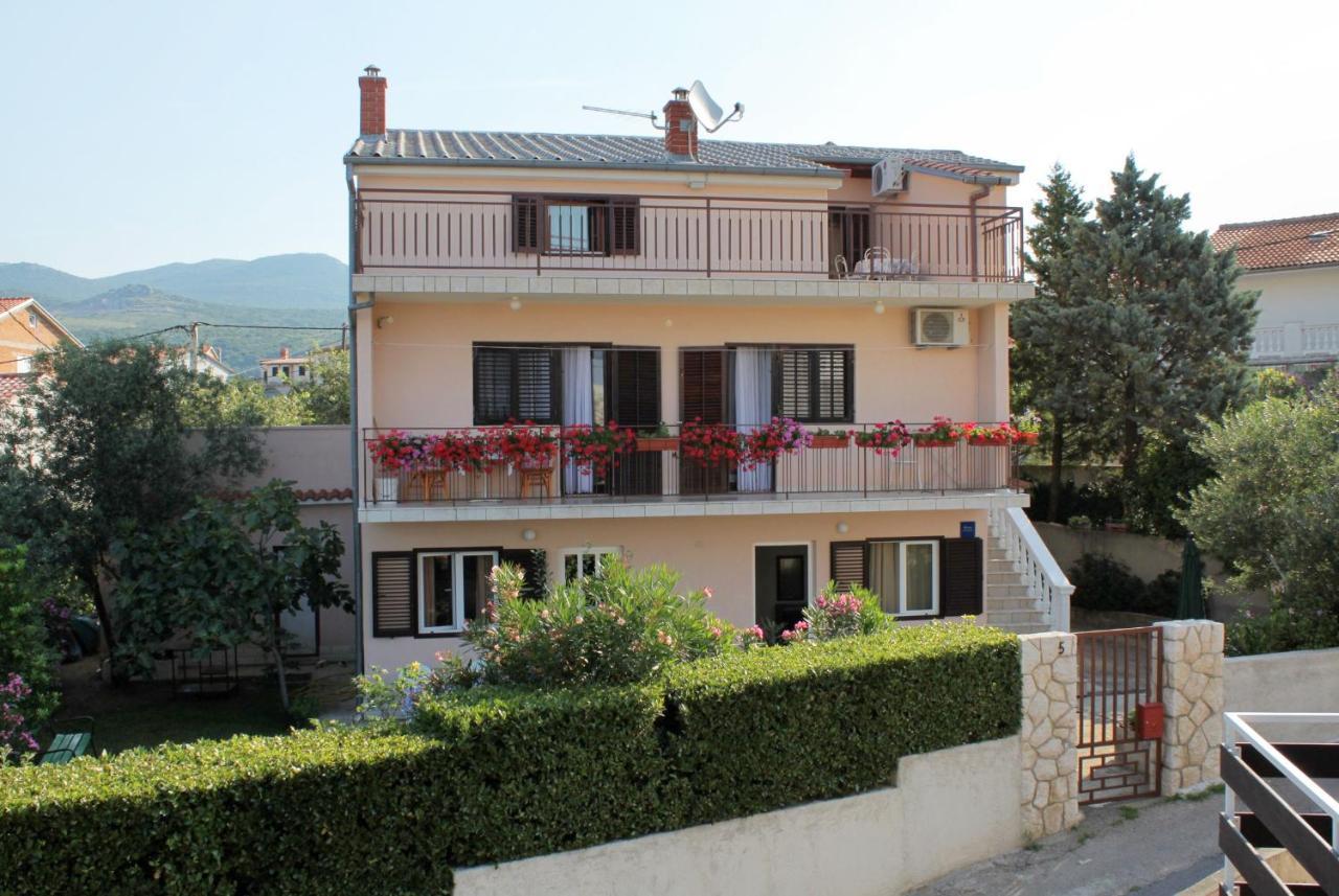Apartments With A Parking Space Novi Vinodolski - 5587 Exterior foto