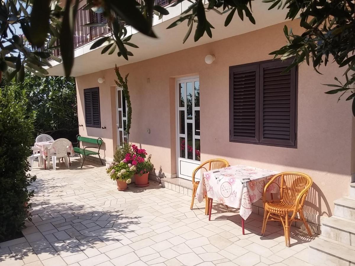 Apartments With A Parking Space Novi Vinodolski - 5587 Exterior foto